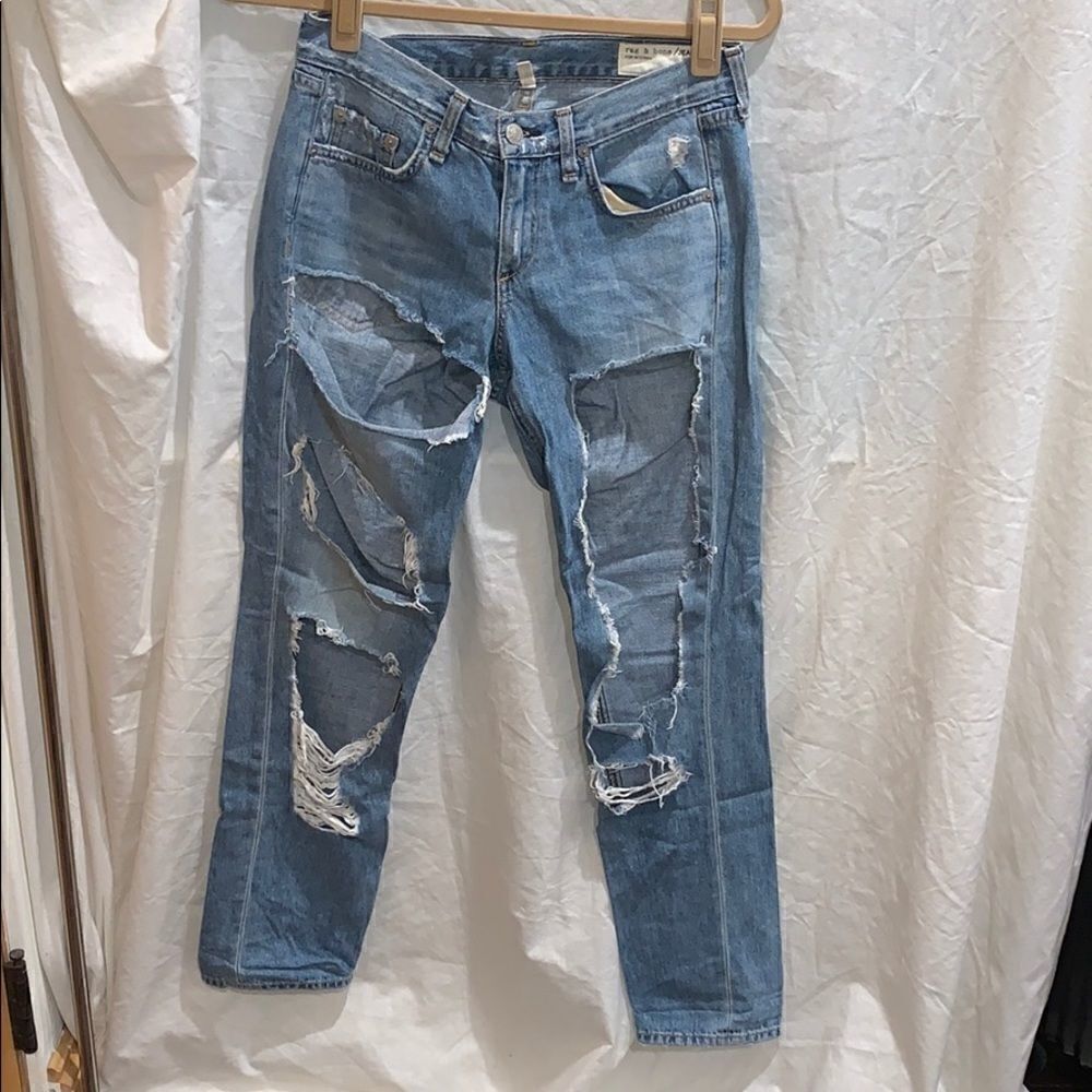 Rag & Bone size 23 Boyfriend Jean